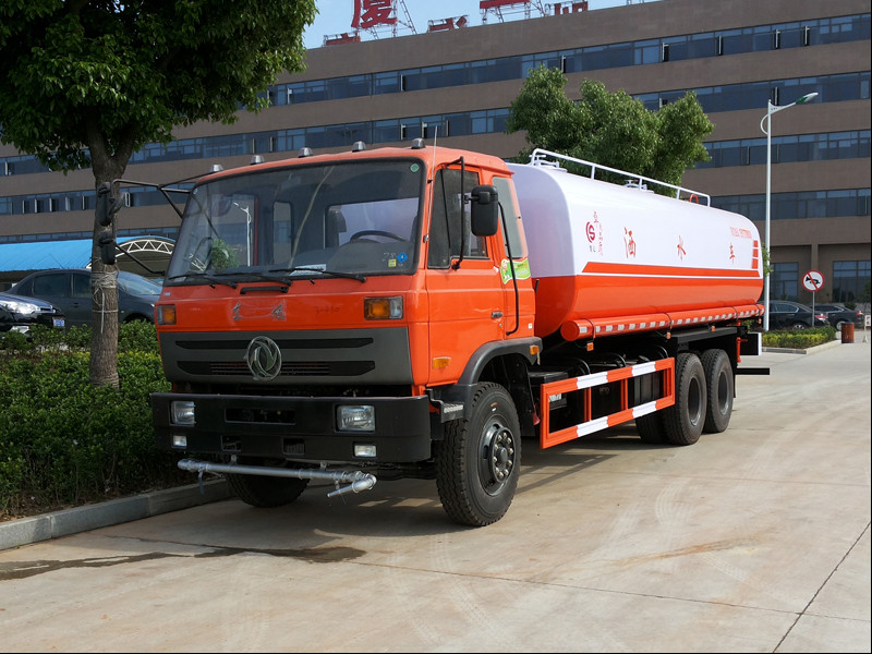 東風(fēng)后雙橋20方灑水車(chē)